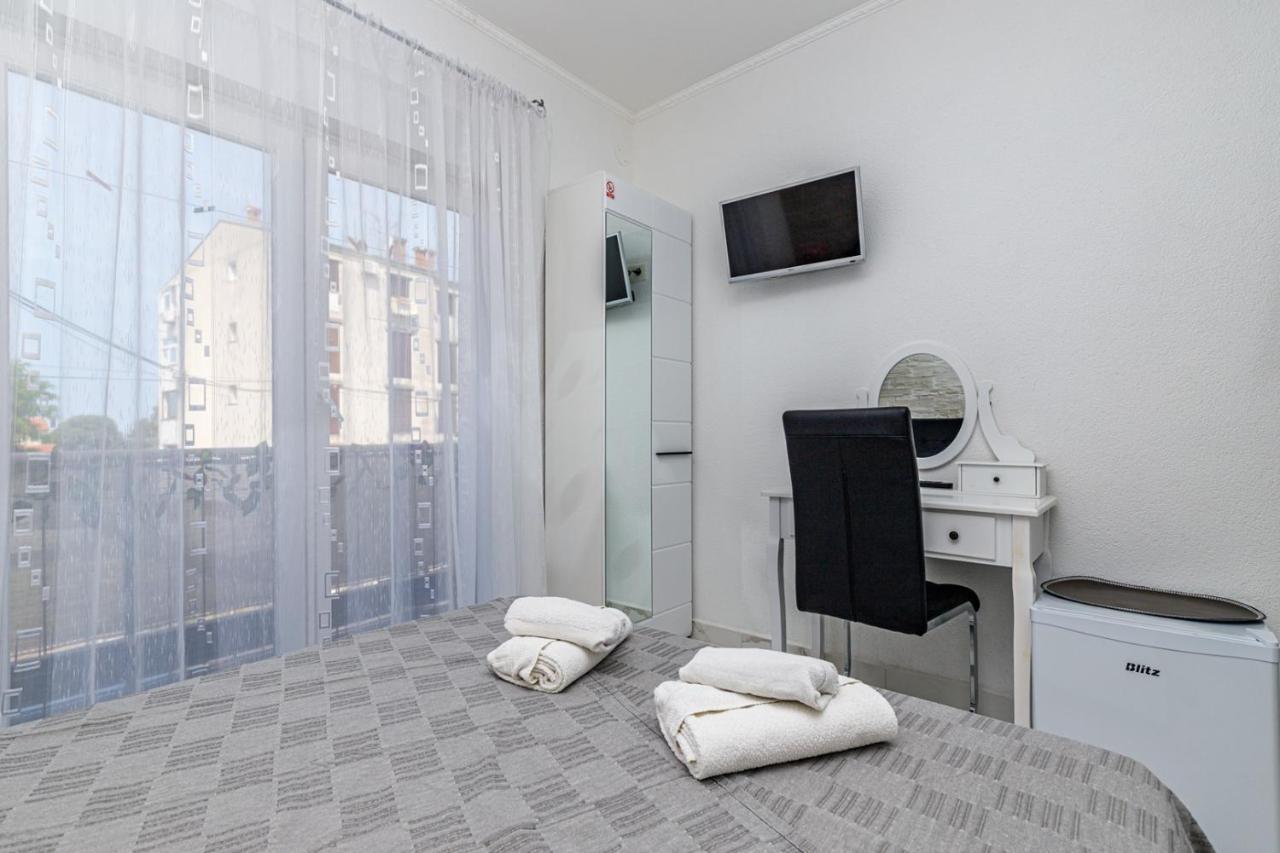 Genoa Rooms Poreč Dış mekan fotoğraf
