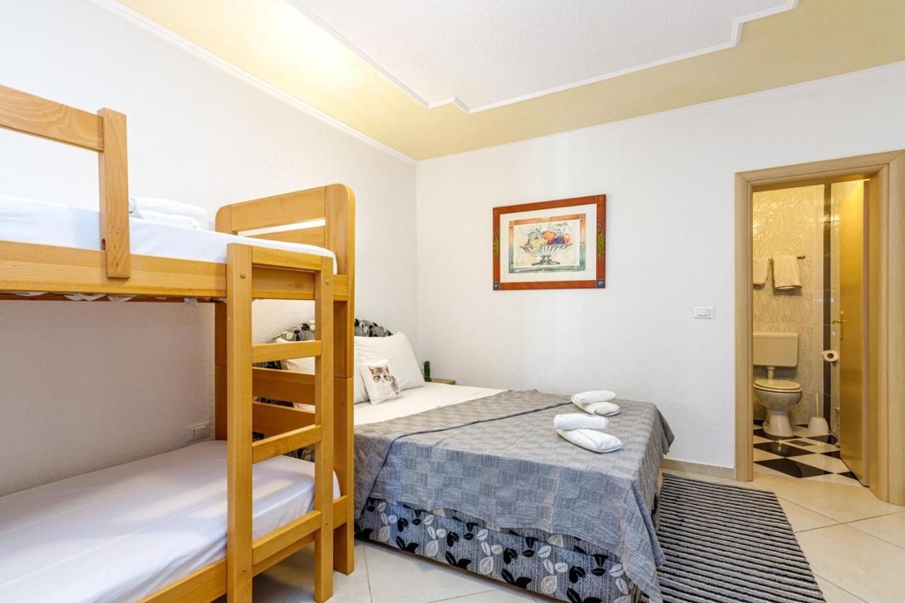 Genoa Rooms Poreč Dış mekan fotoğraf