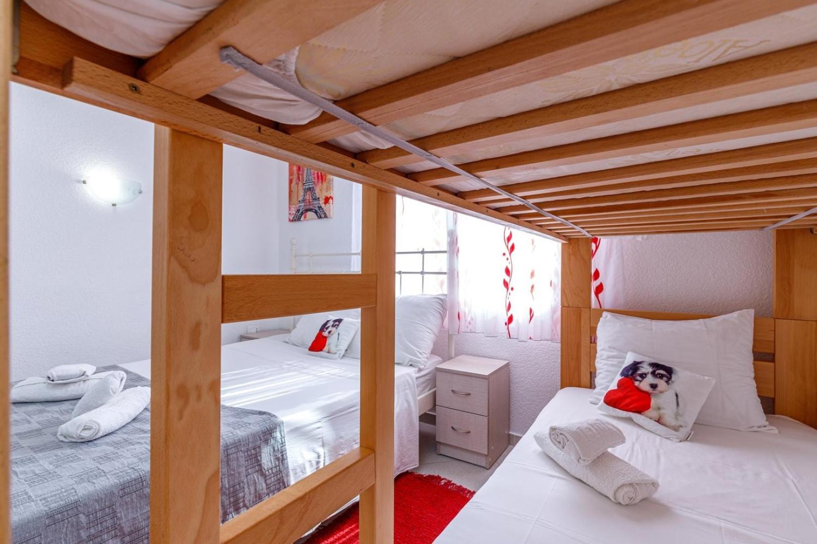 Genoa Rooms Poreč Oda fotoğraf